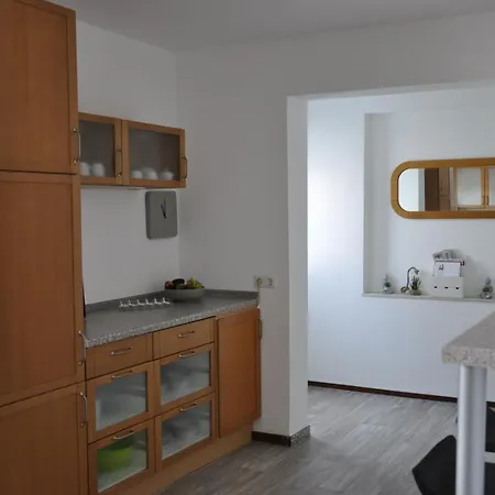 Apartment Super Zentral Und Dennoch Idyllisch Und Erholsam *