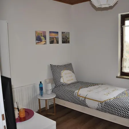 Super Zentral Und Dennoch Idyllisch Und Erholsam * Dreieich